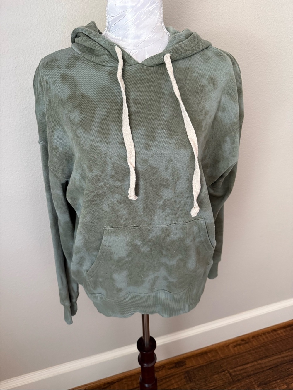 aerie Washed Sage Green Tie-Dye Hoodie with Cream Drawcords